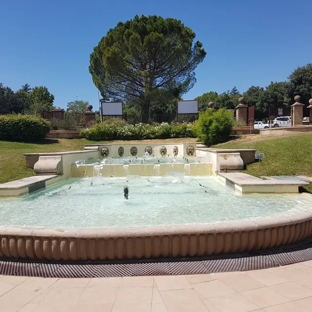 fontaine des thermes