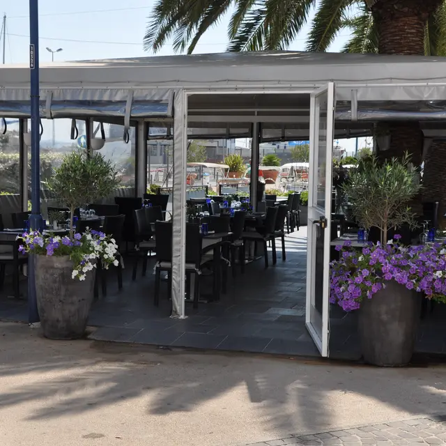 restaurant hyeres port viande poisson