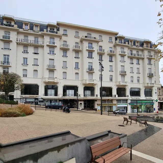 Meublé Grand Hôtel 518