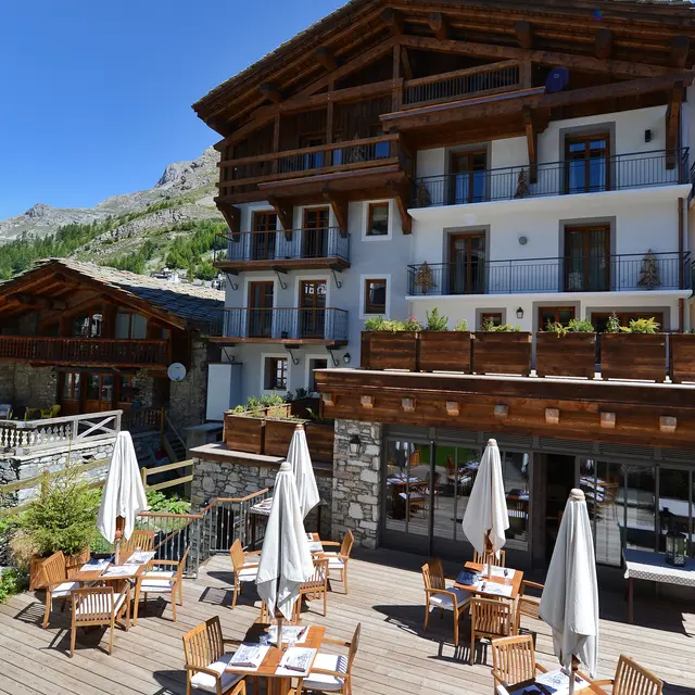 Terrasse extérieure - Les 5 Frères Val d'Isère