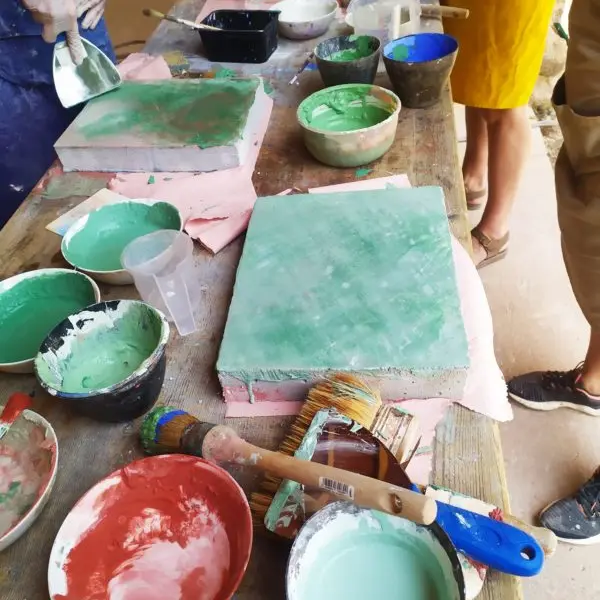 ôkhra - Initiation aux enduits décoratifs à la chaux_Roussillon