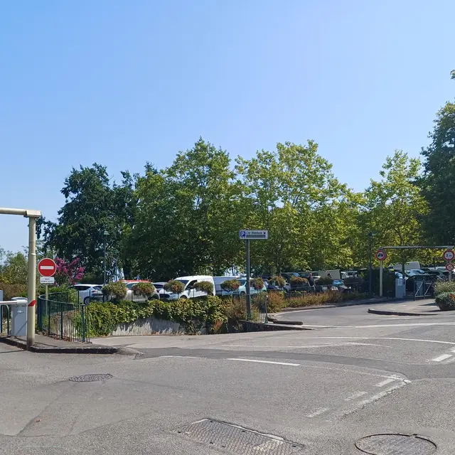 Parking Cité Médiévale_Yvoire
