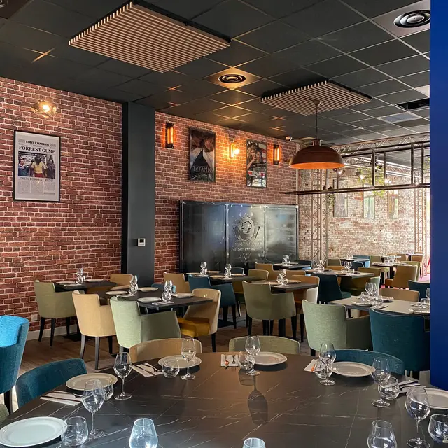 L'Antracte_Brignoles