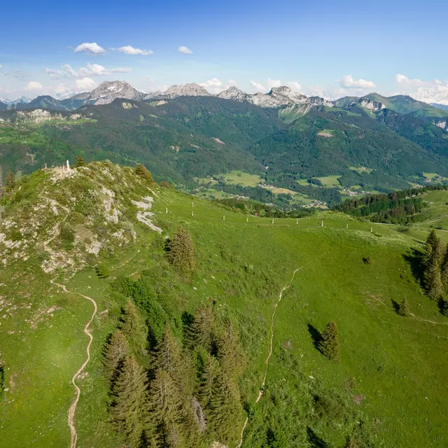 Sentier de randonnée - La Pointe de Miribel depuis Plaine-Joux_Bogève