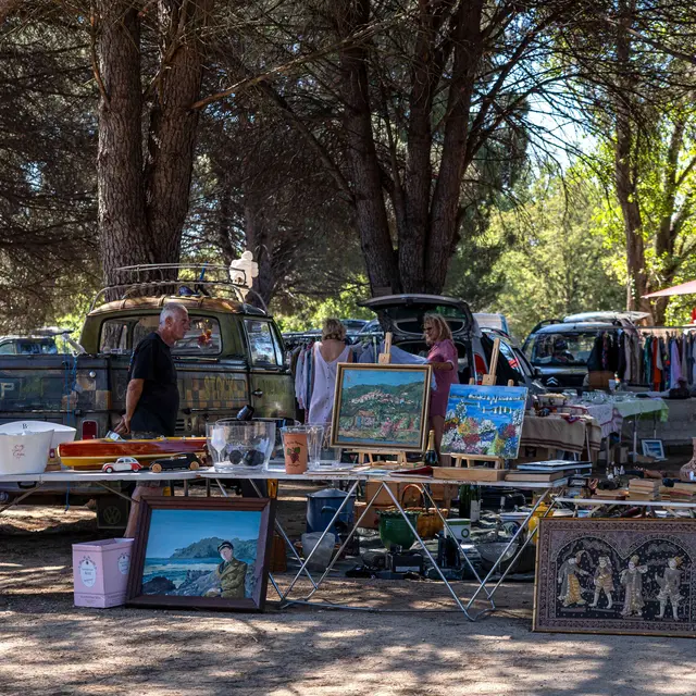 Brocante du Mas de Bagatin