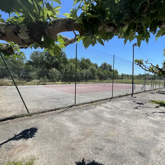 Court de tennis_Barry-d'Islemade