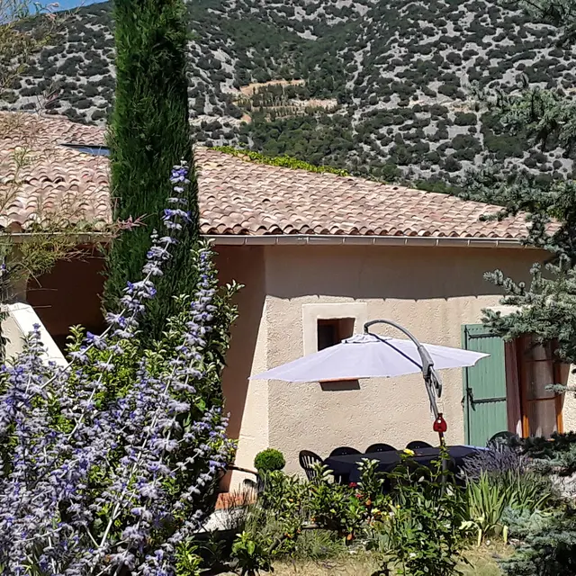 Gîte l'Ecurie - Gites du Pic du Comte à Malaucène