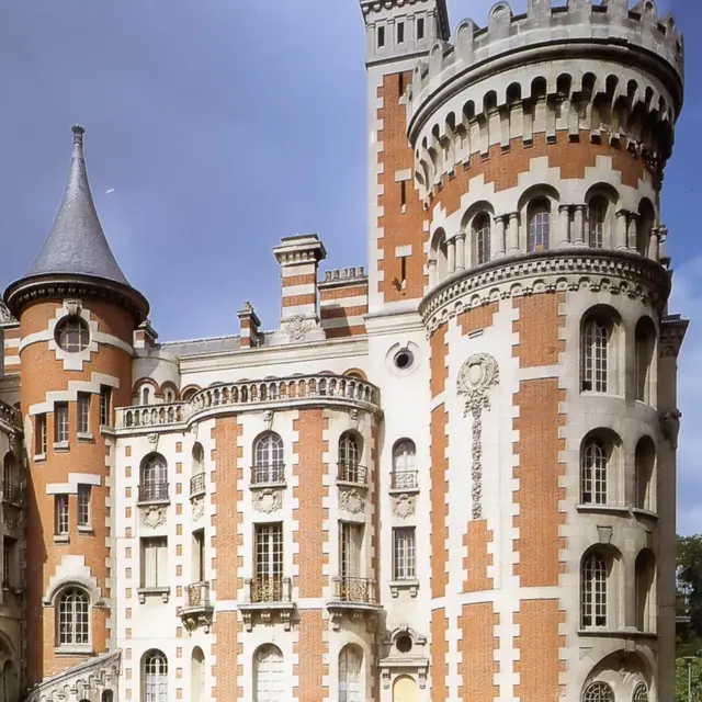 Château d'Hennemont, Lycée International de Saint-Germain-en-Laye