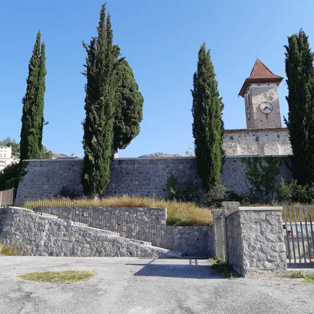 Notre Dame du Plan vue arrière