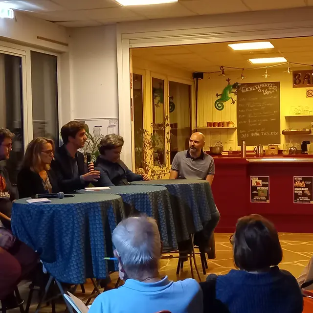Café débat à la MJC