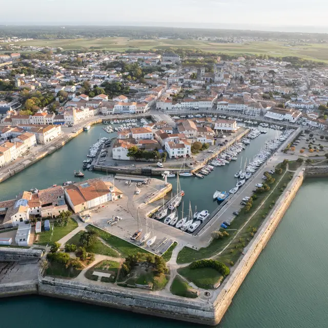 Visite guidée de Saint-Martin : Au fil de l'Histoire en LSF