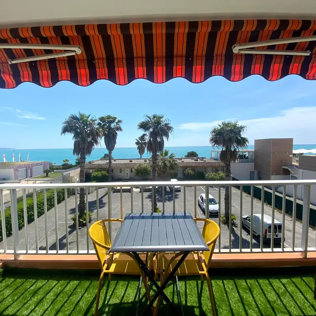 Location saisonnière - Villeneuve-Loubet