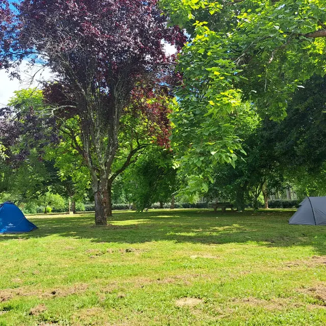 Camping de la base de loisirs - St Nicolas de la Grave - Tourisme Tarn-et-Garonne