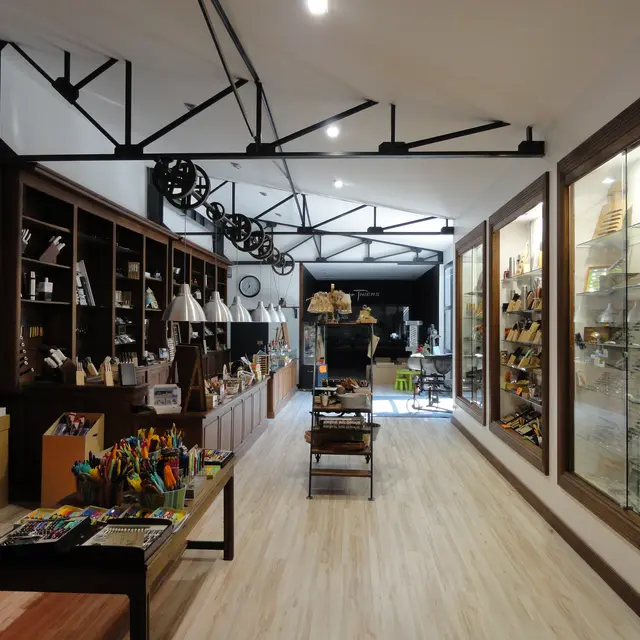 COS_Coutellerie_Robert_DAVID_magasin2_thiers