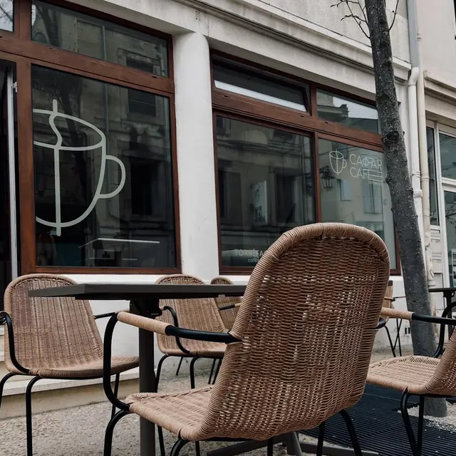 Cafar Café - Coffee Shop_Arles