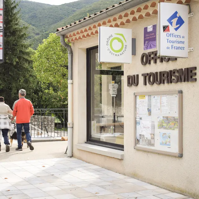 Office de Tourisme des Baronnies en Drôme Provençale - Pays de Montbrun les Bains_Montbrun-les-Bains