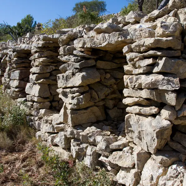Mur à abeilles à Cuers