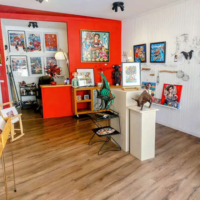 Galerie Madeleine Ossikian_Arles