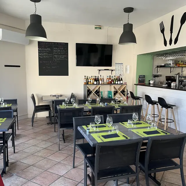 Restaurant la salle Brasserie des 4 chemins