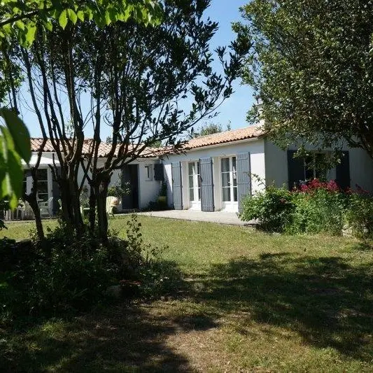 Maison + jardin