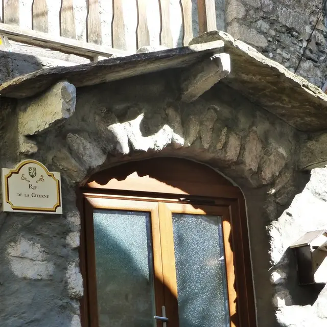 Pierre sculptée de Saint-Crépin