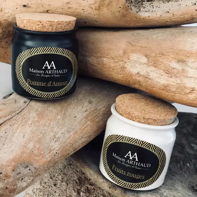 Création et vente de bougies artisanales parfumées