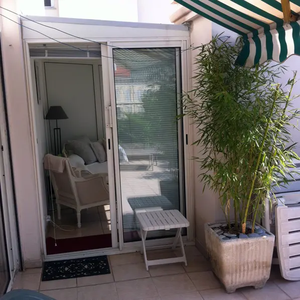 Veranda 1.jpg