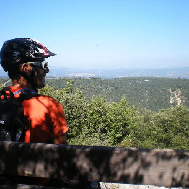 Tour des Collines de Manosque en VTT