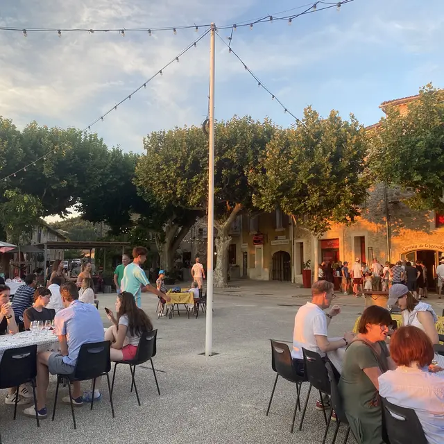 Les Nocturnes de Gigondas : Marché d'artisanat_Gigondas