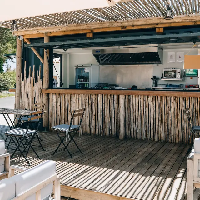 Bar à manger au Seasonova