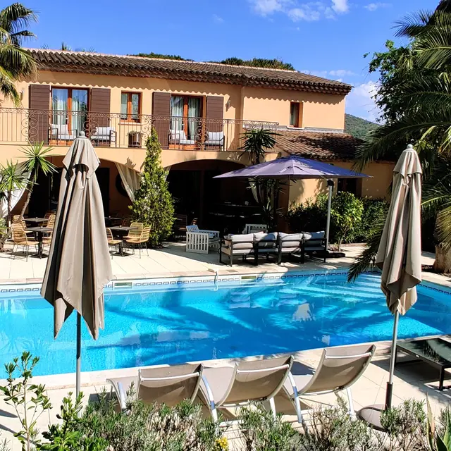 Maison Prestige Roberto Geissini