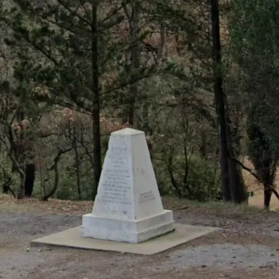 Stèle du Rouret à Saint Christol lez Alès_Saint-Christol-lès-Alès