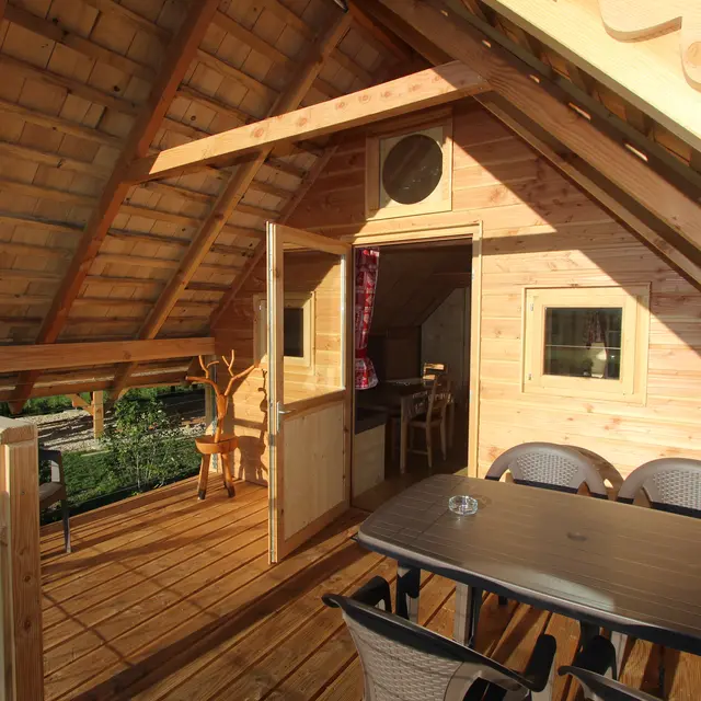 Cabane insolite Ain 1