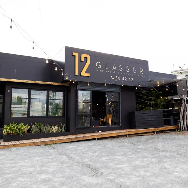 12 Glasser_Nouméa