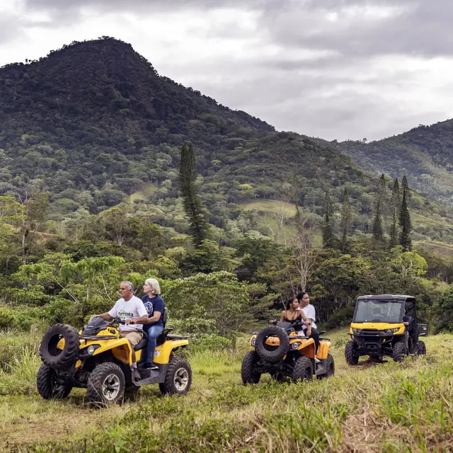 Sortie en quad - Sarraméa Randonnées