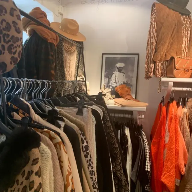 Boutique de vêtements, chaussures et accessoires pour FEMME