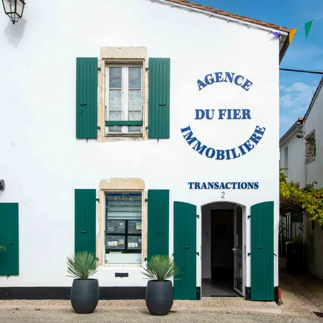 Agence du Fier Transaction