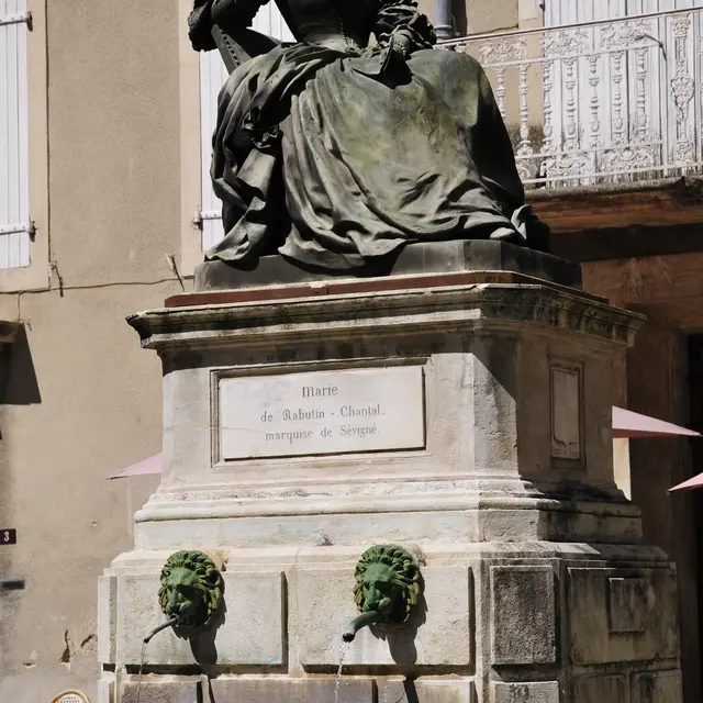 Fontaine Sévigné