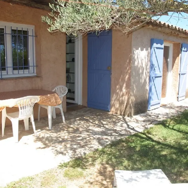 Jardin clôturé, terrasse