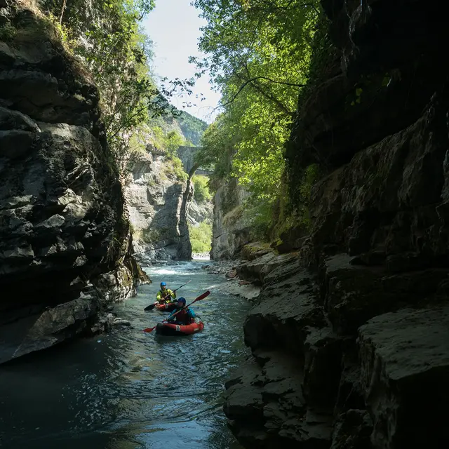 Kayak air avec Crazy Water Rafting