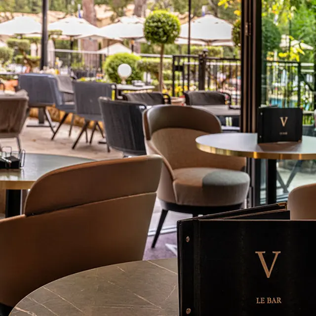 Le Bar de Valrugues_Saint-Rémy-de-Provence