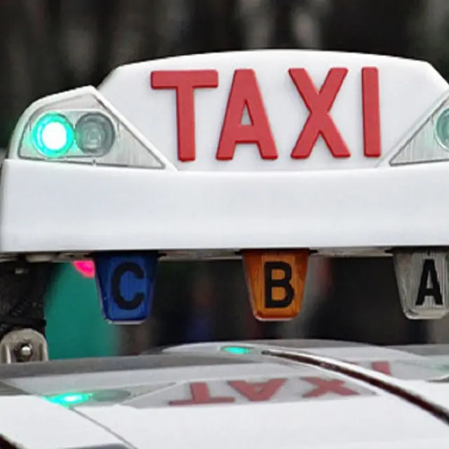 Taxi