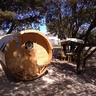 Dormez dans un tonneau