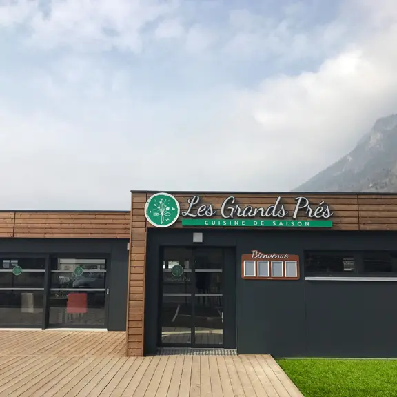 Les Grands Prés