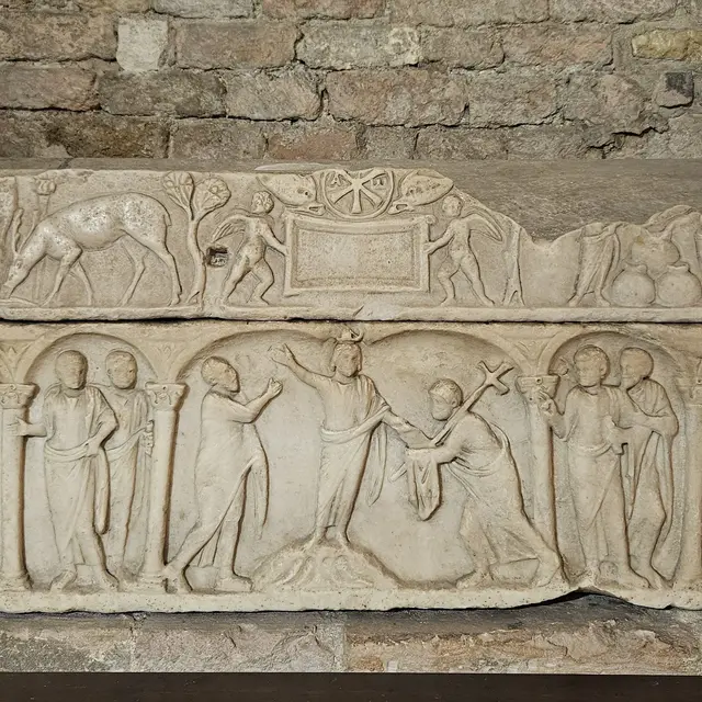 Visite guidée des cryptes de St Victor