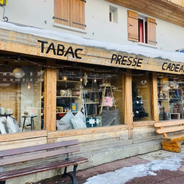 Tabac Presse Emily boutique_Auron