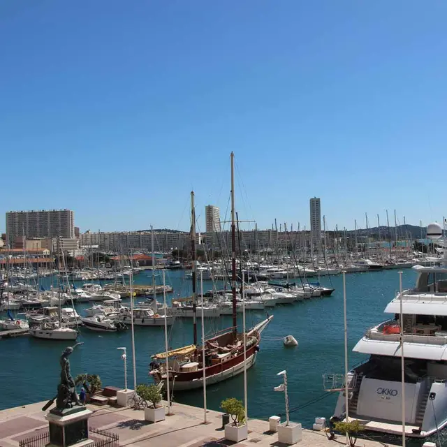 Sébastiani port vue1