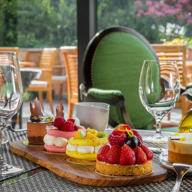 Brunch du Dimanche à Terre Blanche Hôtel Spa Golf Resort *****_Tourrettes