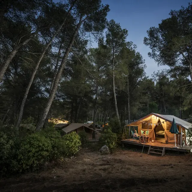 Camping Huttopia Fontvieille