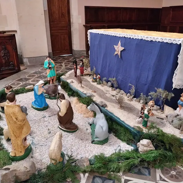 Crèche de l'église de Laragne_Laragne-Montéglin